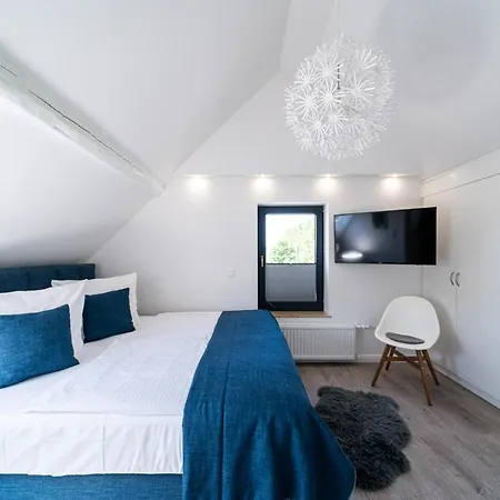 Landlust - Erholung Mit Fasssauna Und Whirlpool Nahe Binz!