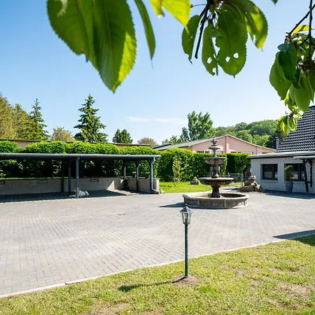 Appartement Landlust - Erholung Mit Fasssauna Und Whirlpool Nahe Binz! Zirkow