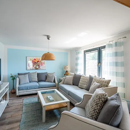 Landlust - Erholung Mit Fasssauna Und Whirlpool Nahe Binz! Zirkow